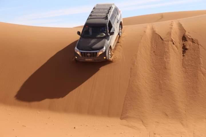 Отель Chegaga Nomad Camp El Gouera Экстерьер фото